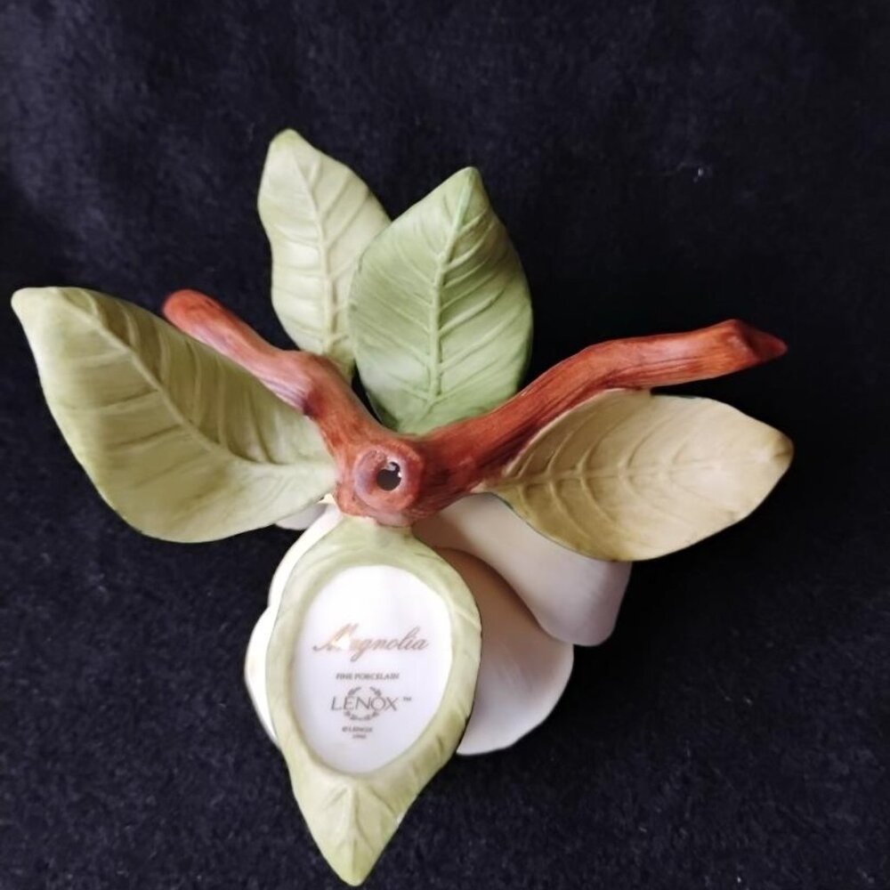 Lenox White Magnolia Garden Flowers Porcelain floral figurine 1990 - Picture 6 of 9